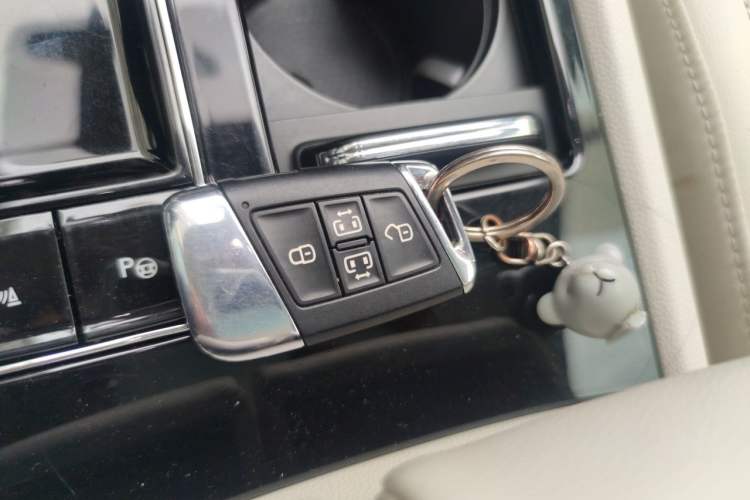 Used Volkswagen Viloran 2020 380TSI Prestige Edition Vehicle Key