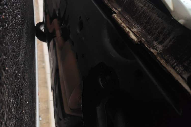 Used Volkswagen Viloran 2020 330TSI Business Edition Chassis Rear Left