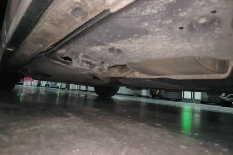 Used Volkswagen Viloran 2020 330TSI Luxury Edition Chassis Rear Left