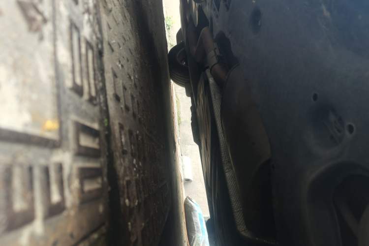 Used Volkswagen Viloran 2020 330TSI Business Edition Chassis Rear Left