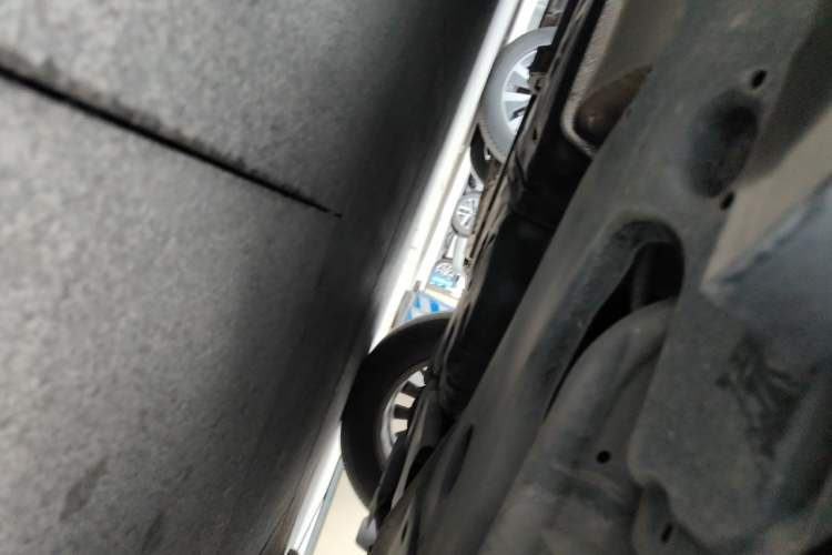Used Volkswagen Viloran 2020 330TSI Business Edition Chassis Rear Left