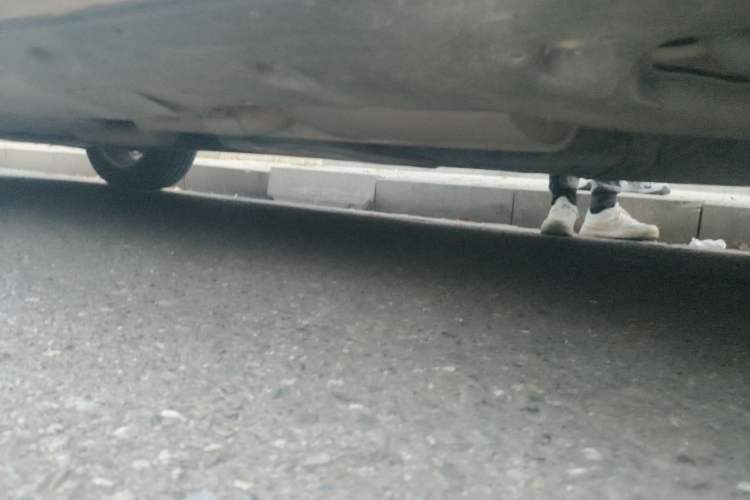 Used Volkswagen Viloran 2020 330TSI Business Edition Chassis Rear Left