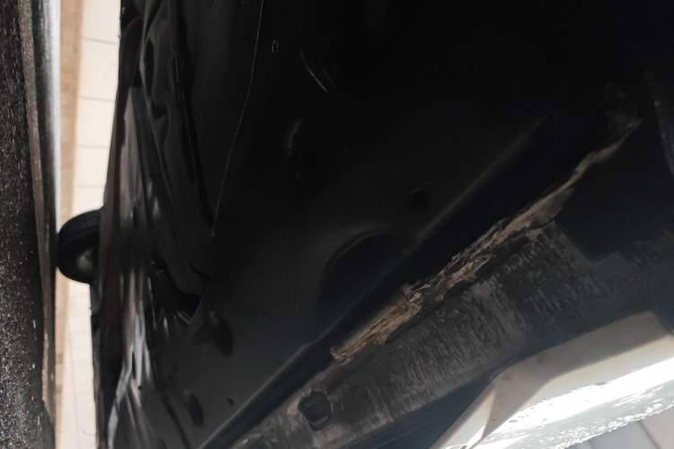 Used Volkswagen Viloran 2020 330TSI Business Edition Chassis Rear Right