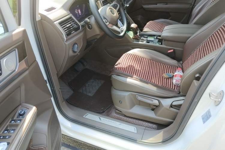 Used Volkswagen Viloran 2020 330TSI Business Edition Driver Seat