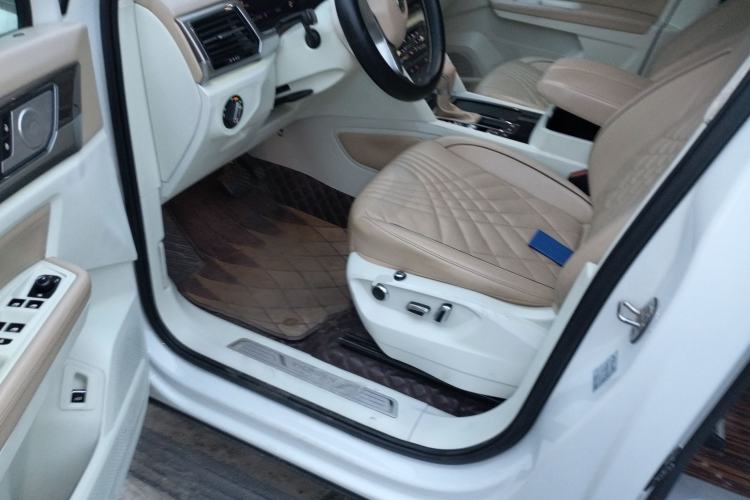Used Volkswagen Viloran 2020 330TSI Business Edition Driver Seat