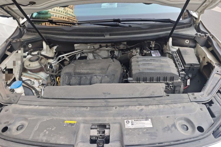 Used Volkswagen Viloran 2020 330TSI Business Edition Engine Bay