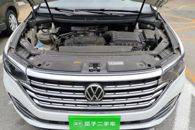 Used Volkswagen Viloran 2020 380TSI Prestige Edition Engine Bay