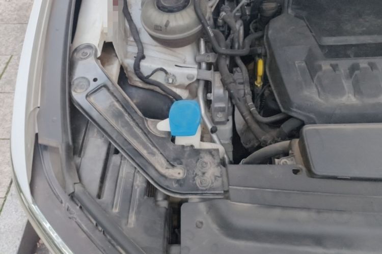 Used Volkswagen Viloran 2020 330TSI Business Edition Engine Bay Right