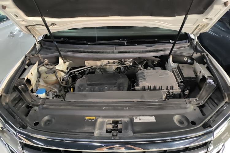 Used Volkswagen Viloran 2020 330TSI Business Edition Engine Bay