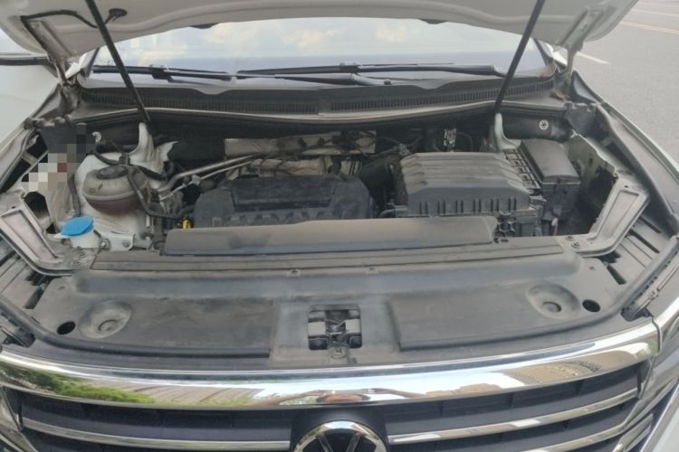 Used Volkswagen Viloran 2020 330TSI Business Edition Engine Bay