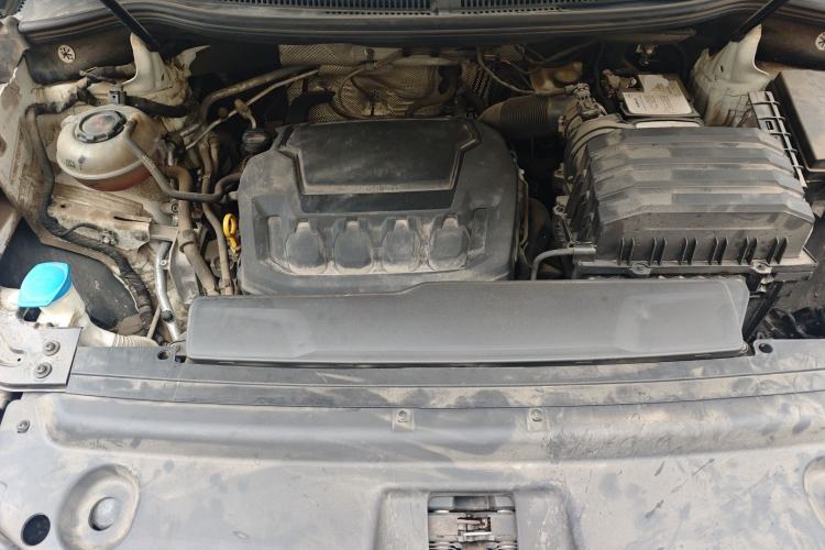 Used Volkswagen Viloran 2020 330TSI Luxury Edition Engine Bay