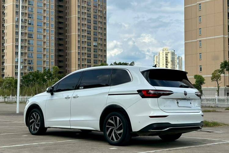 Used Volkswagen Viloran 2020 330TSI Luxury Edition Exterior 4