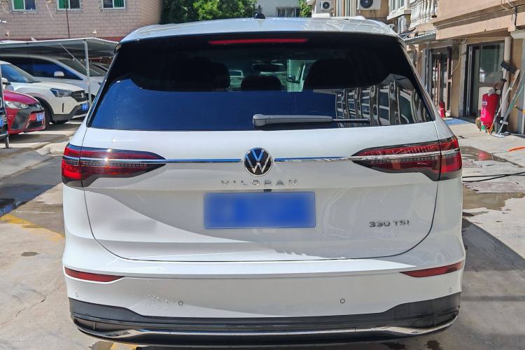 Used Volkswagen Viloran 2020 330TSI Business Edition Exterior 4