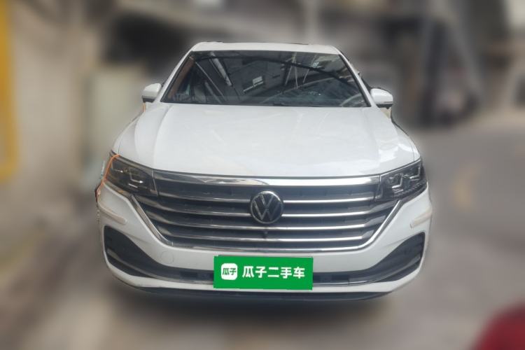 Used Volkswagen Viloran 2020 330TSI Business Edition Front
