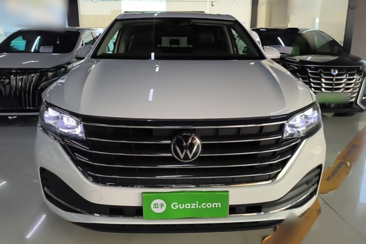 Used Volkswagen Viloran 2020 330TSI Business Edition Front