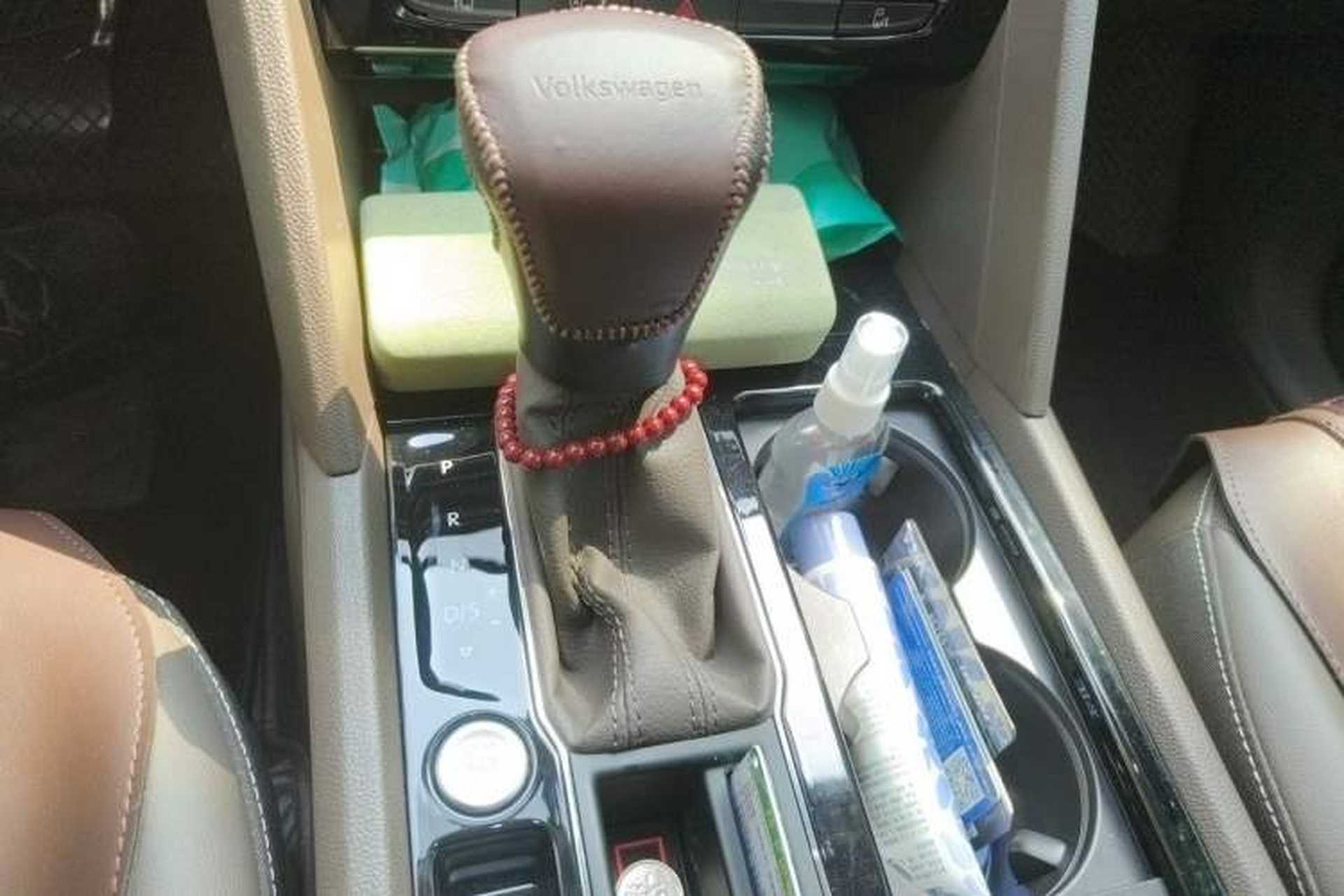 Used Volkswagen Viloran 2020 330TSI Business Edition Gear Lever