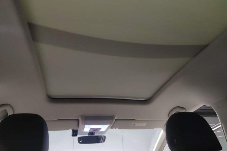 Used Volkswagen Viloran 2020 330TSI Business Edition Headliner