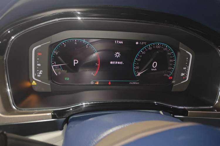 Used Volkswagen Viloran 2020 330TSI Business Edition Instrument Cluster