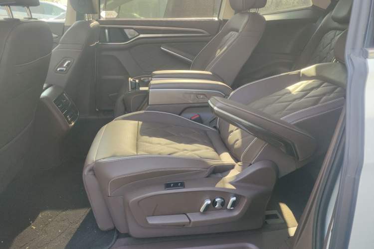Used Volkswagen Viloran 2020 380TSI Prestige Edition Interior 4