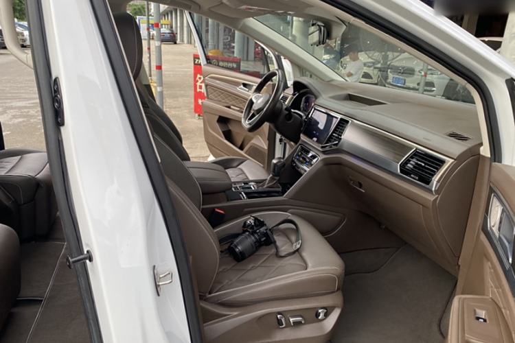 Used Volkswagen Viloran 2020 380TSI Prestige Edition Interior 8