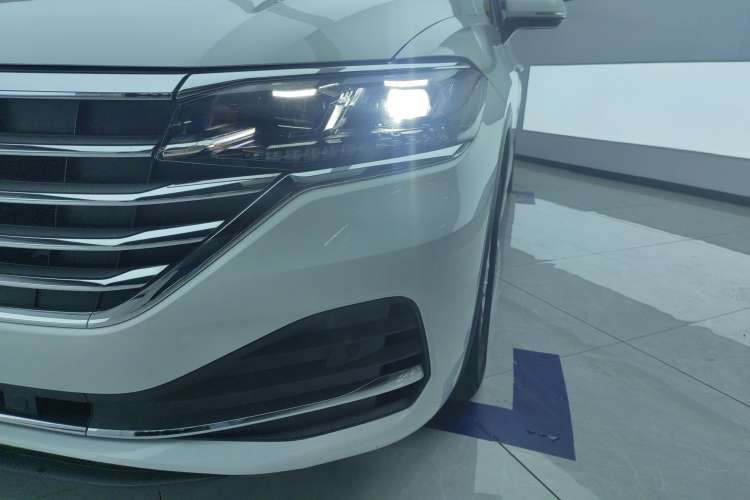 Used Volkswagen Viloran 2020 330TSI Business Edition Left Front Headlight