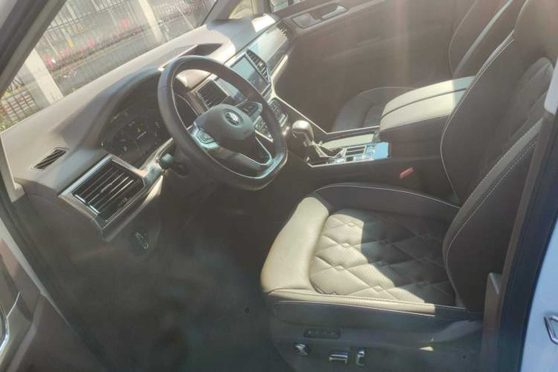 Used Volkswagen Viloran 2020 380TSI Prestige Edition Left Front Seat
