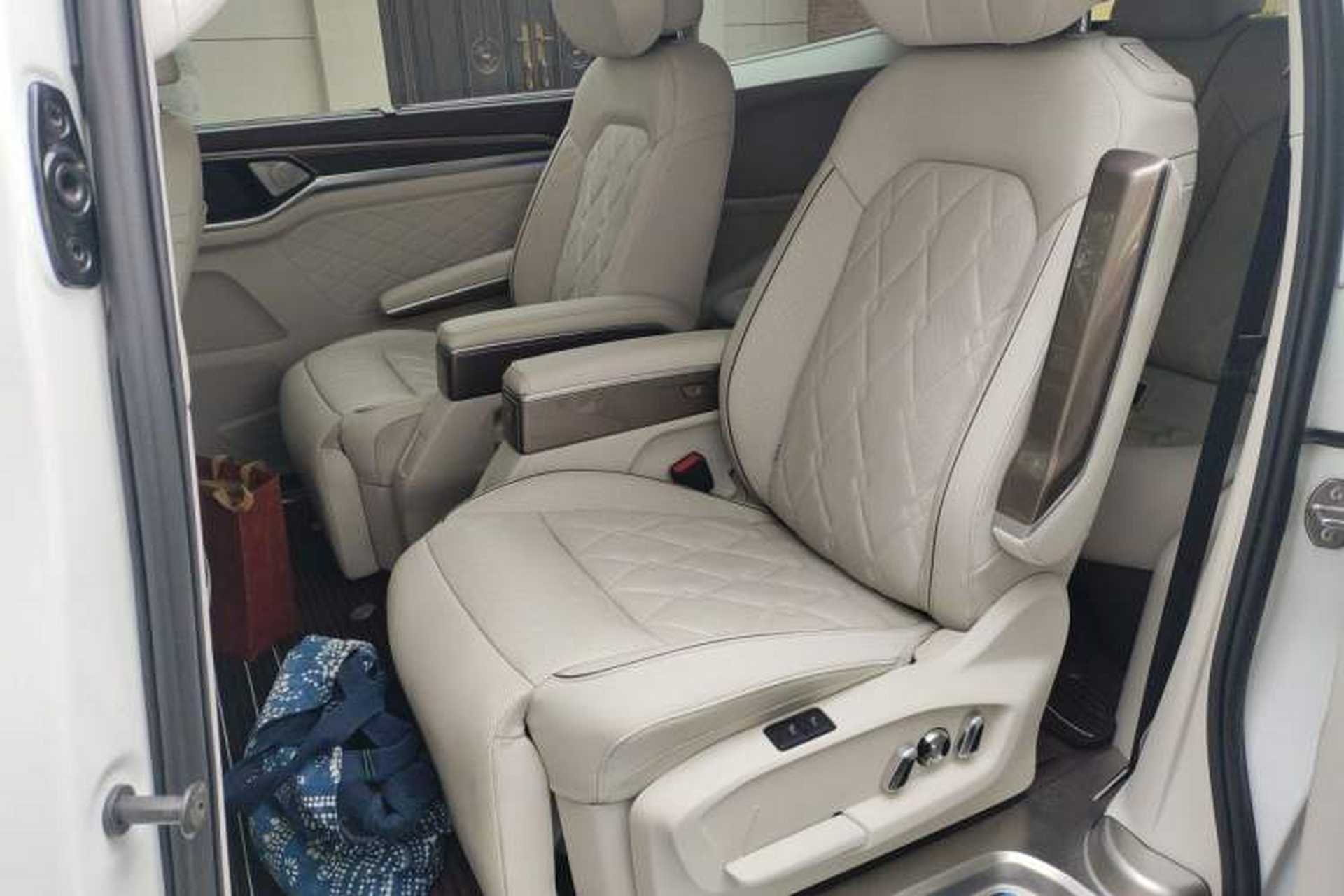 Used Volkswagen Viloran 2020 380TSI Prestige Edition Left Rear Seat
