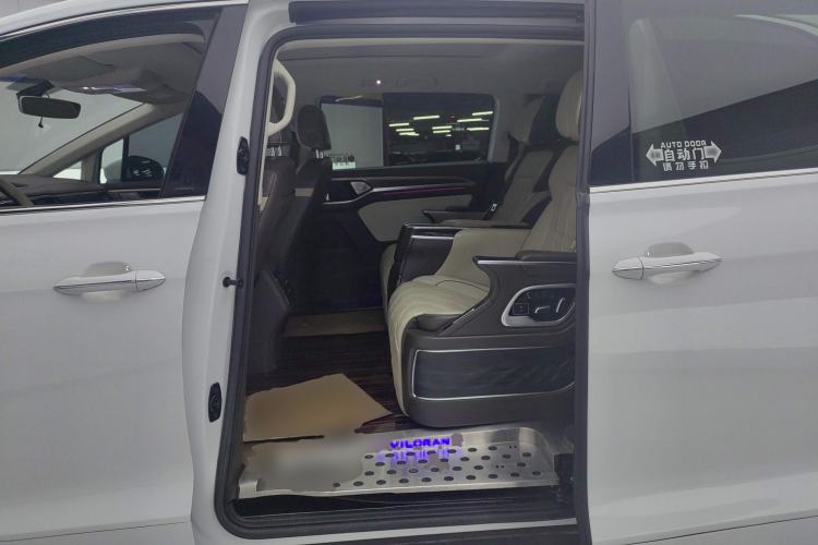 Used Volkswagen Viloran 2020 330TSI Business Edition Left Rear Seat