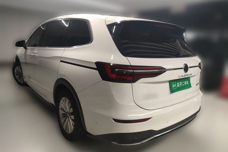 Used Volkswagen Viloran 2020 330TSI Business Edition Rear Left 45 Deg