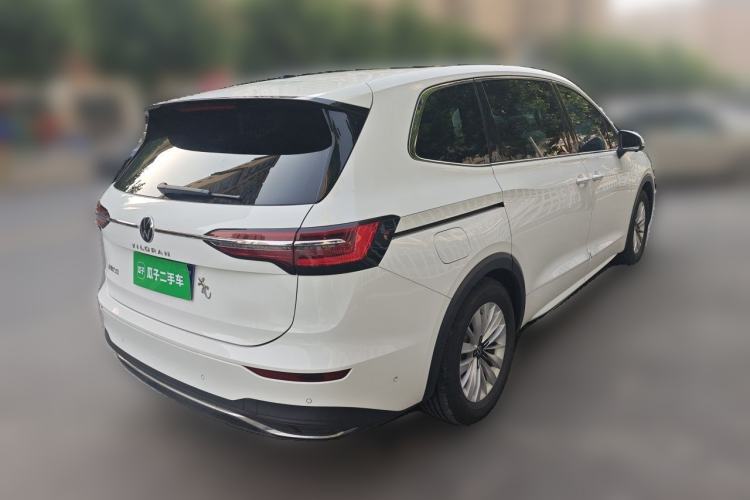 Used Volkswagen Viloran 2020 330TSI Business Edition Rear Right 45 Deg