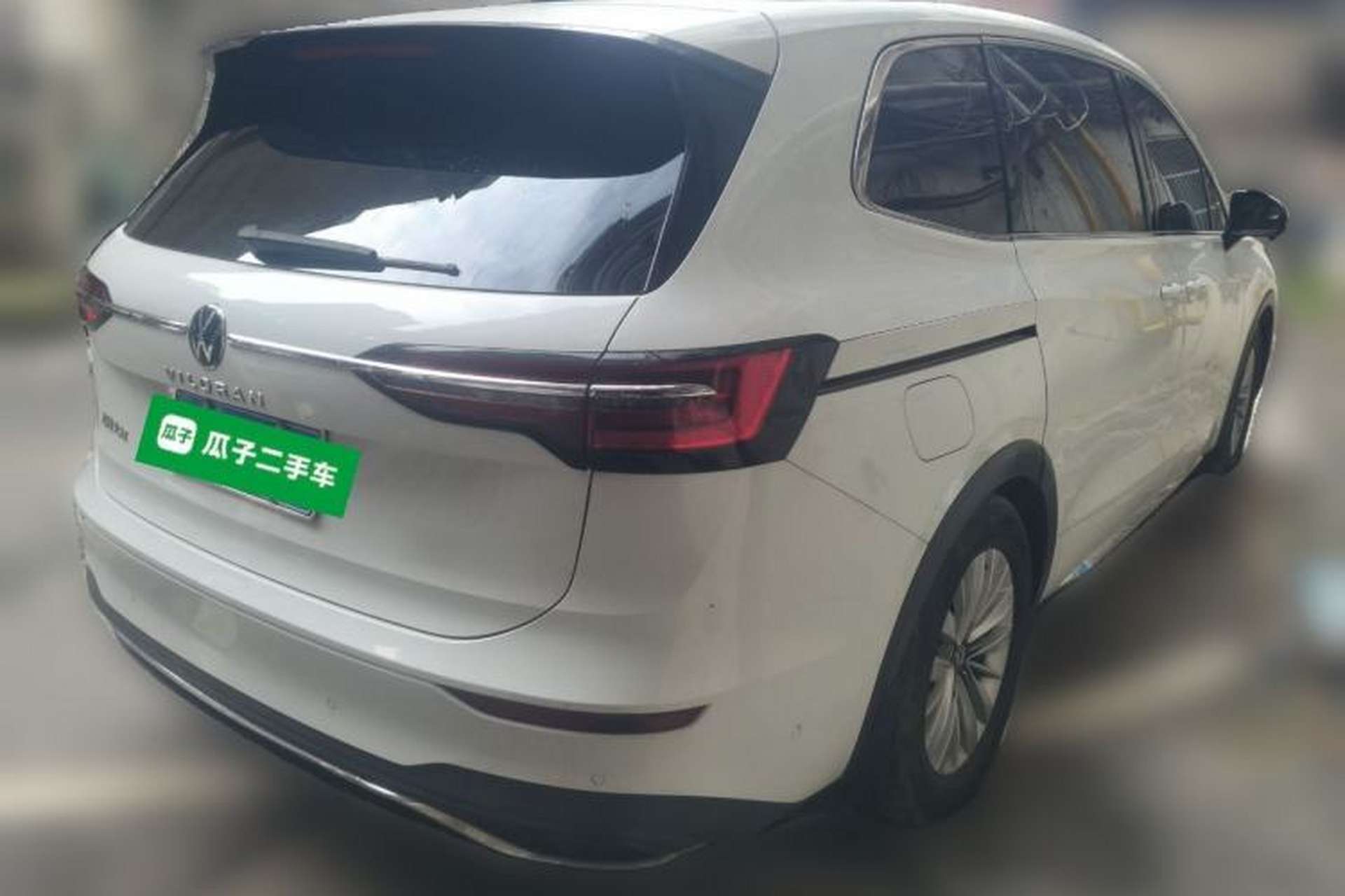 Used Volkswagen Viloran 2020 330TSI Business Edition Rear Right 45 Deg