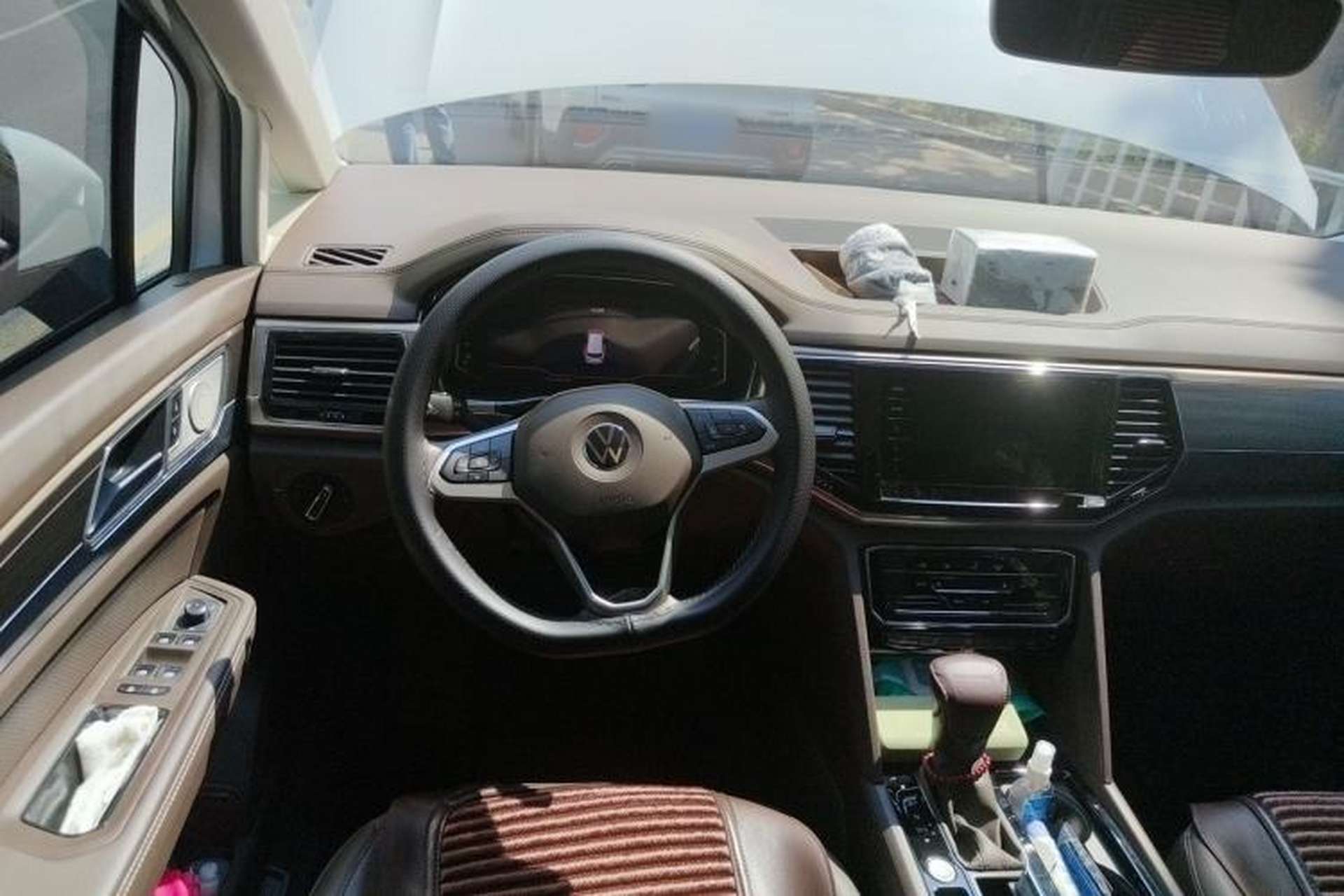 Used Volkswagen Viloran 2020 330TSI Business Edition Steering Wheel