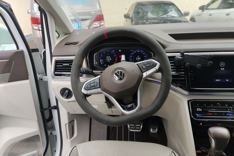 Used Volkswagen Viloran 2020 380TSI Prestige Edition Steering Wheel