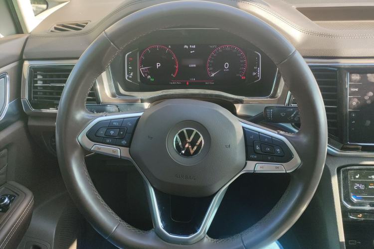 Used Volkswagen Viloran 2020 380TSI Prestige Edition Steering Wheel