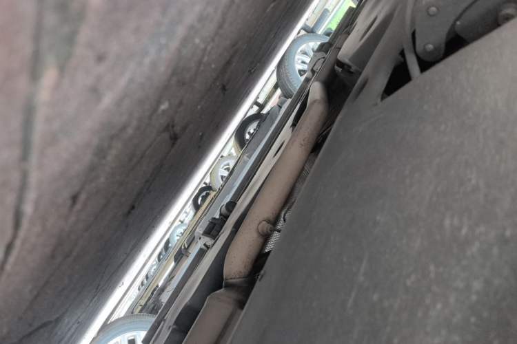 Used Volkswagen Viloran 2020 330TSI Luxury Edition Chassis Front Right