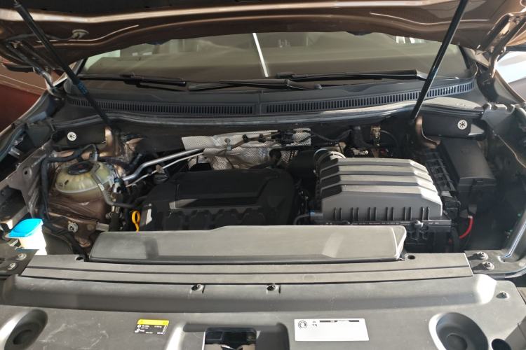 Used Volkswagen Viloran 2020 380TSI Prestige Edition Engine Bay