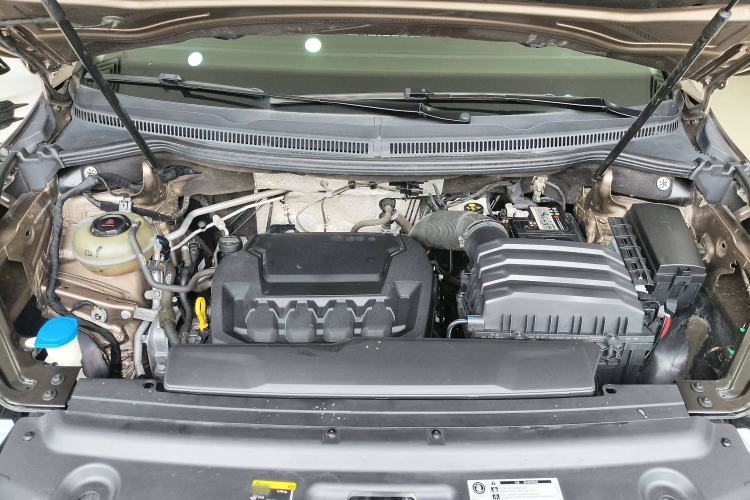 Used Volkswagen Viloran 2020 380TSI Prestige Edition Engine Bay