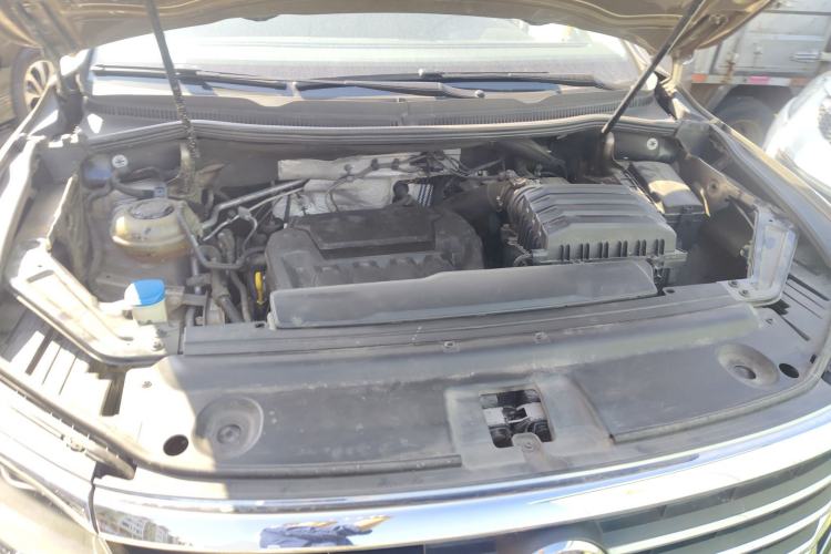 Used Volkswagen Viloran 2020 330TSI Luxury Edition Engine Bay