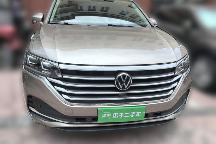 Used Volkswagen Viloran 2020 330TSI Luxury Edition Front