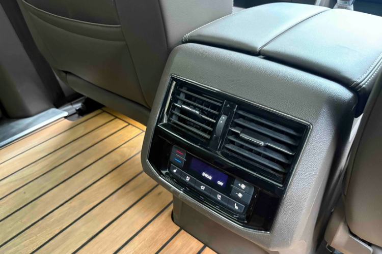 Used Volkswagen Viloran 2020 380TSI Prestige Edition Interior 11