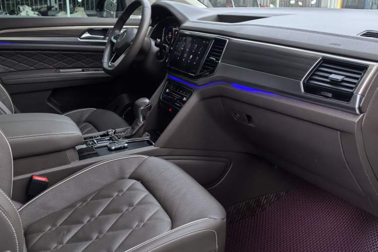 Used Volkswagen Viloran 2020 380TSI Prestige Edition Interior 5