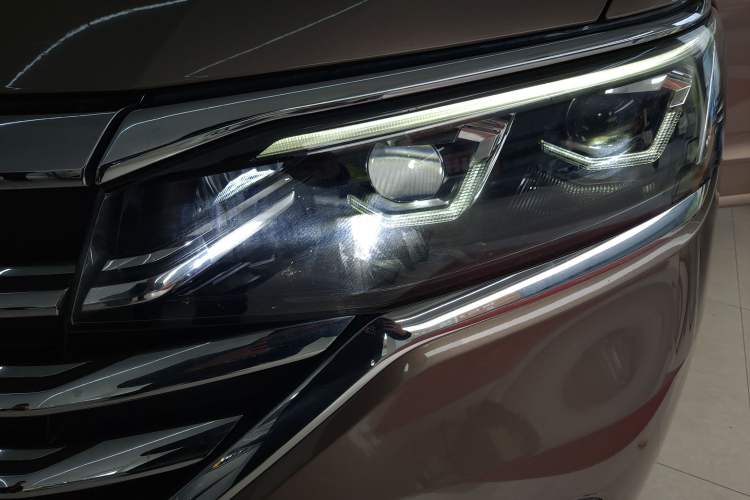 Used Volkswagen Viloran 2020 380TSI Prestige Edition Left Front Headlight