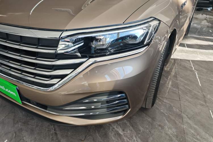 Used Volkswagen Viloran 2020 380TSI Prestige Edition Left Front Headlight