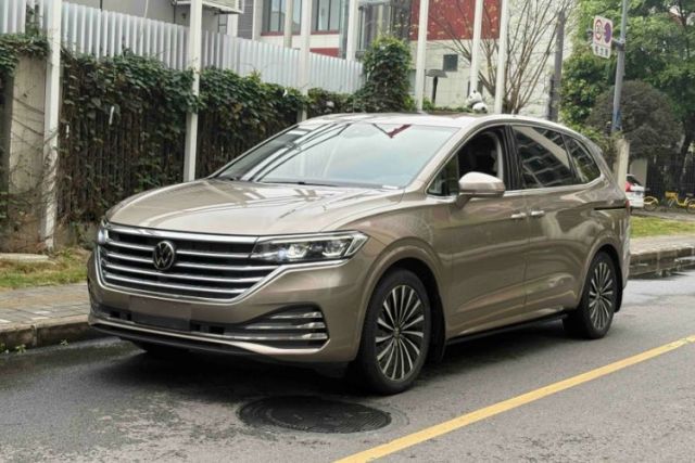 Used Volkswagen Viloran 2020 380TSI Prestige Edition