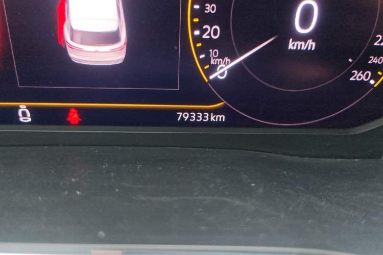 Used Volkswagen Viloran 2020 330TSI Luxury Edition Odometer Close Up