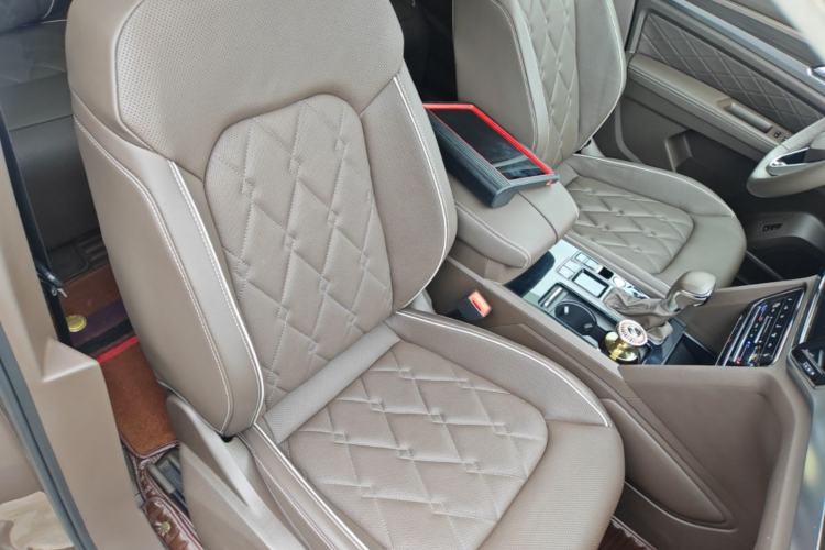 Used Volkswagen Viloran 2020 380TSI Prestige Edition Right Front Seat