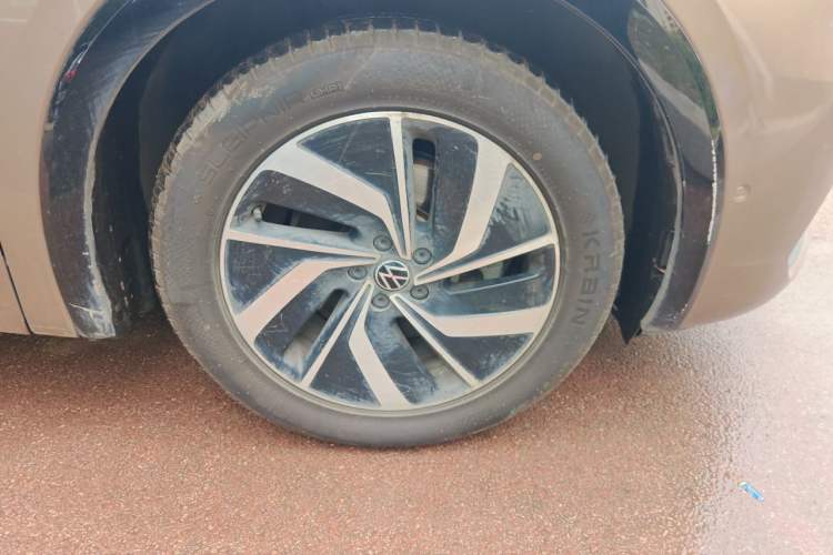 Used Volkswagen Viloran 2020 330TSI Luxury Edition Right Front Wheel Hub