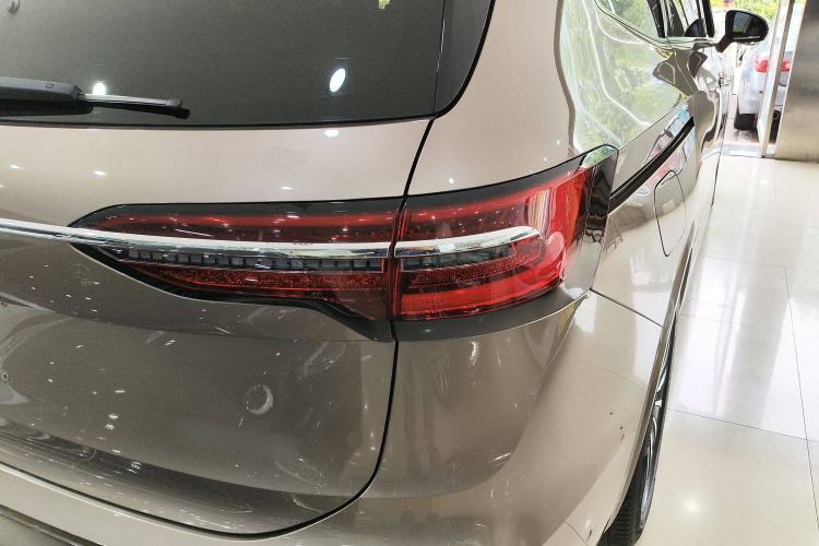 Used Volkswagen Viloran 2020 380TSI Prestige Edition Right Rear Taillight