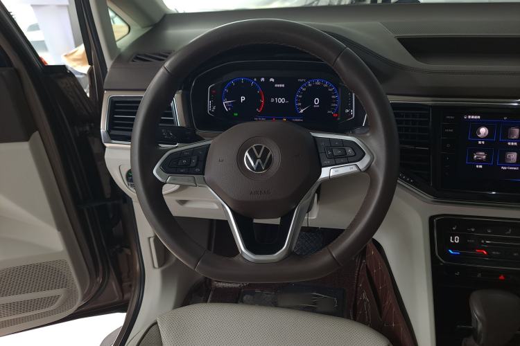 Used Volkswagen Viloran 2020 380TSI Prestige Edition Steering Wheel