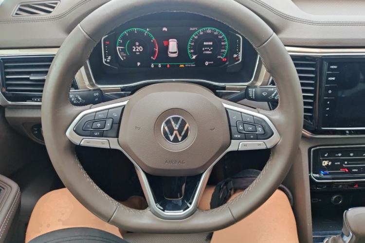 Used Volkswagen Viloran 2020 380TSI Prestige Edition Steering Wheel